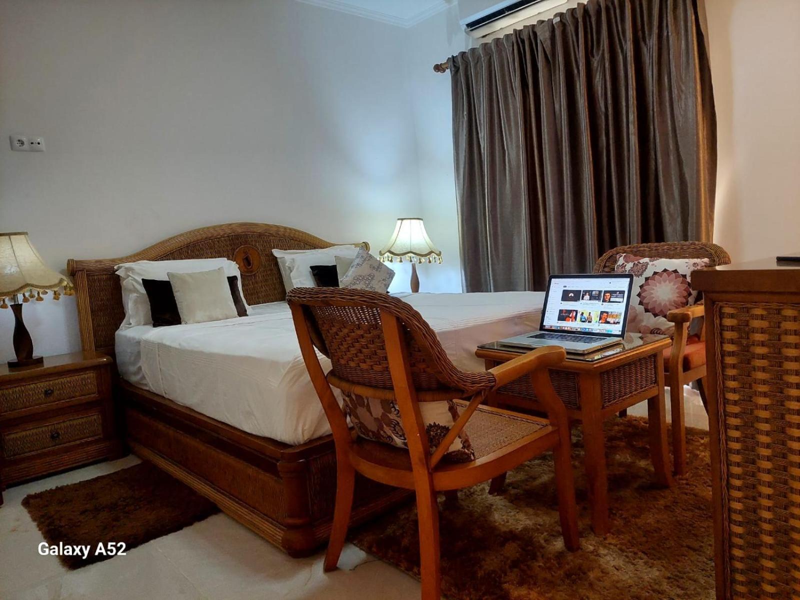 Hotel Residencial Ramire-Tour Benguela Buitenkant foto
